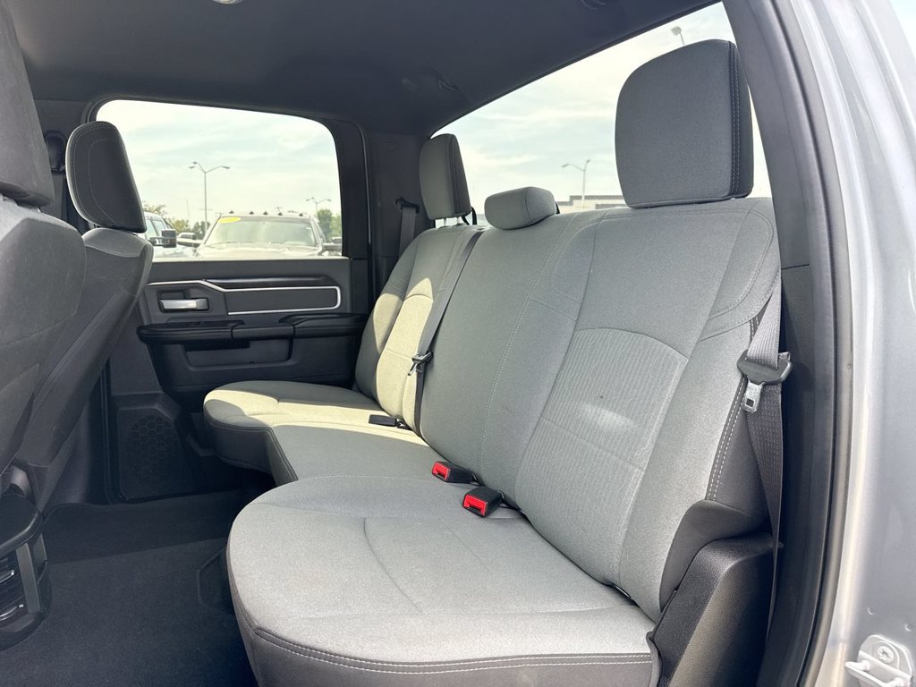 Used 2022 RAM 2500 Big Horn AWD/4WD image 19