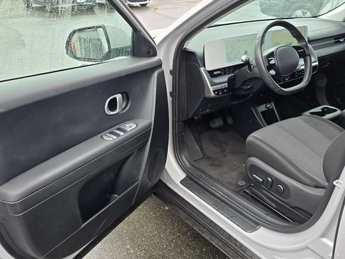 Used 2024 Hyundai Ioniq 5 SEL AWD/4WD image 17