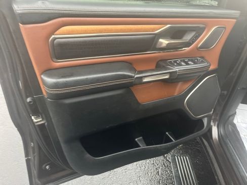 Used 2019 RAM 1500 Limited image 18