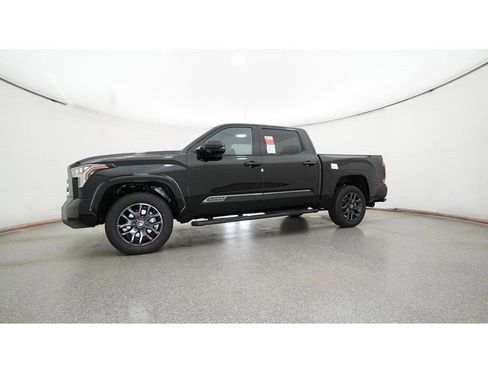 New 2025 Toyota Tundra Platinum image 18