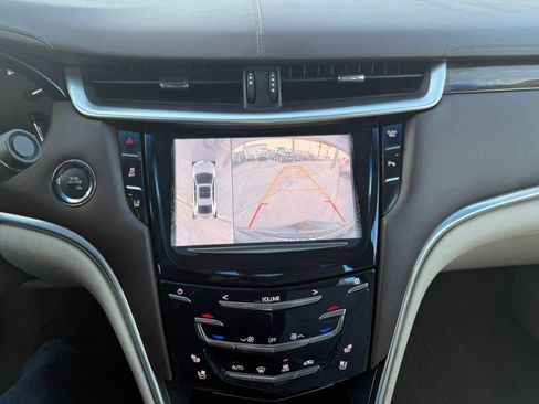 Used 2016 Cadillac XTS Luxury w/ Driver Awareness Package image 15