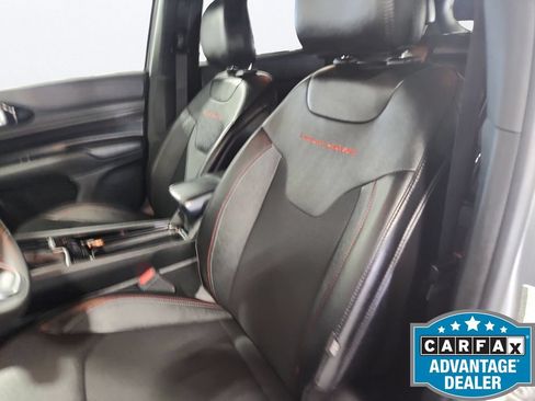 Used 2023 Jeep Compass Trailhawk AWD/4WD image 16
