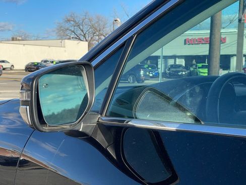 Used 2020 Subaru Outback Onyx Edition XT image 25