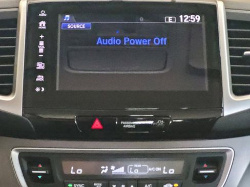Used 2018 Honda Pilot EX image 25