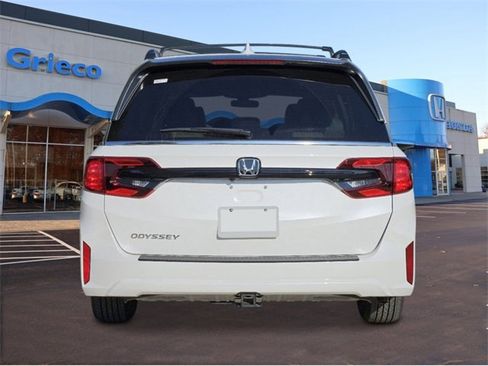 New 2026 Honda Odyssey EX-L image 3