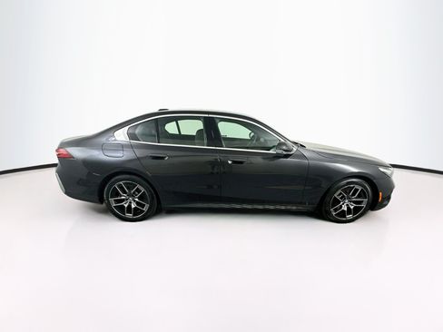 Used 2026 BMW 530i w/ Premium Package RWD image 10