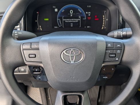 Used 2026 Toyota Camry LE FWD image 18