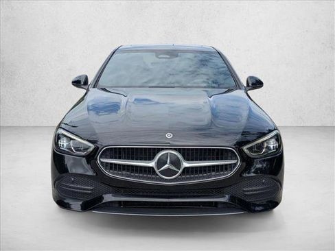 Used 2024 Mercedes-Benz C 300 Sedan image 2