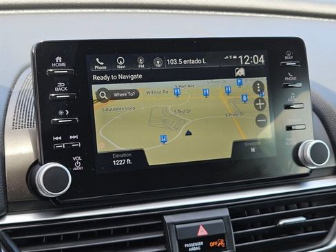 Used 2018 Honda Accord Touring image 12
