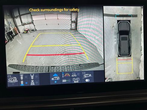 Used 2025 Toyota 4Runner TRD Off-Road Premium image 36