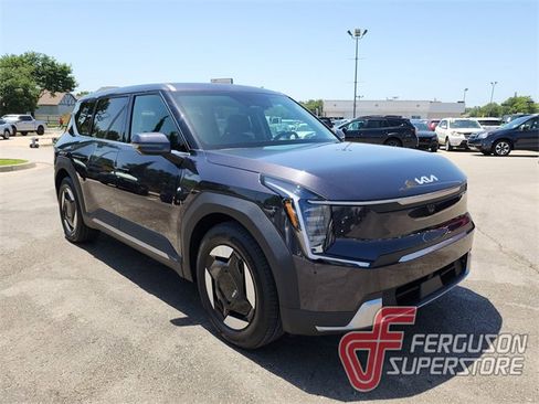 New 2026 Kia EV9 Light image 1
