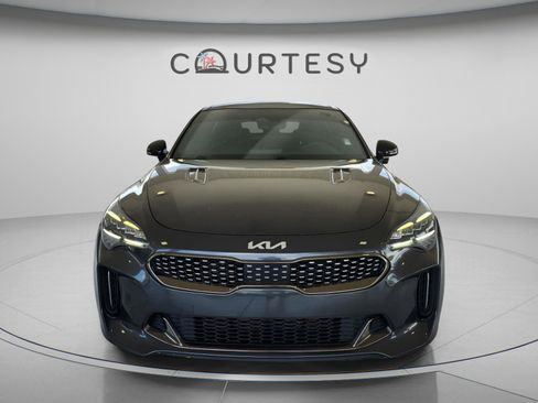 Used 2023 Kia Stinger GT-Line w/ Sun & Sound Package RWD image 10
