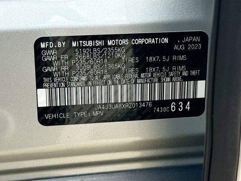 Used 2024 Mitsubishi Outlander ES FWD image 32