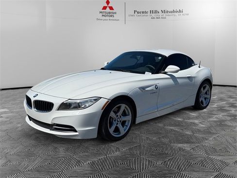 Used 2014 BMW Z4 sDrive28i image 1