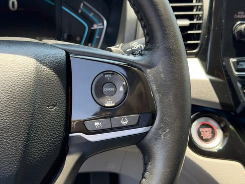 Used 2024 Honda Odyssey Touring image 18