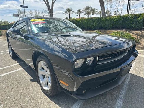 Used 2013 Dodge Challenger R/T w/ Sound Group II image 1