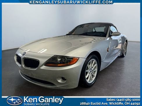 Used 2004 BMW Z4 2.5i RWD image 1
