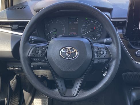 Certified 2025 Toyota Corolla LE FWD image 16