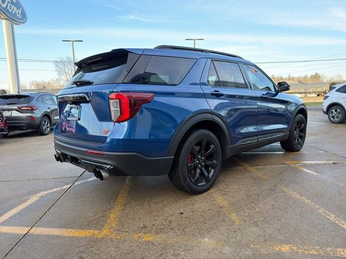 Used 2022 Ford Explorer ST w/ Equipment Group 401A image 5