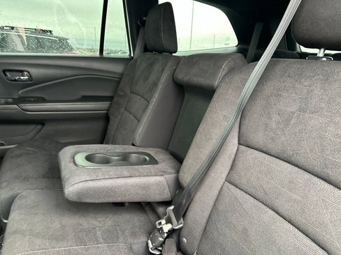 Used 2022 Honda Pilot Sport image 22