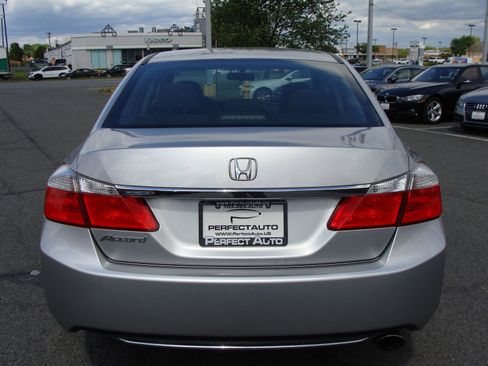 Used 2013 Honda Accord LX image 5