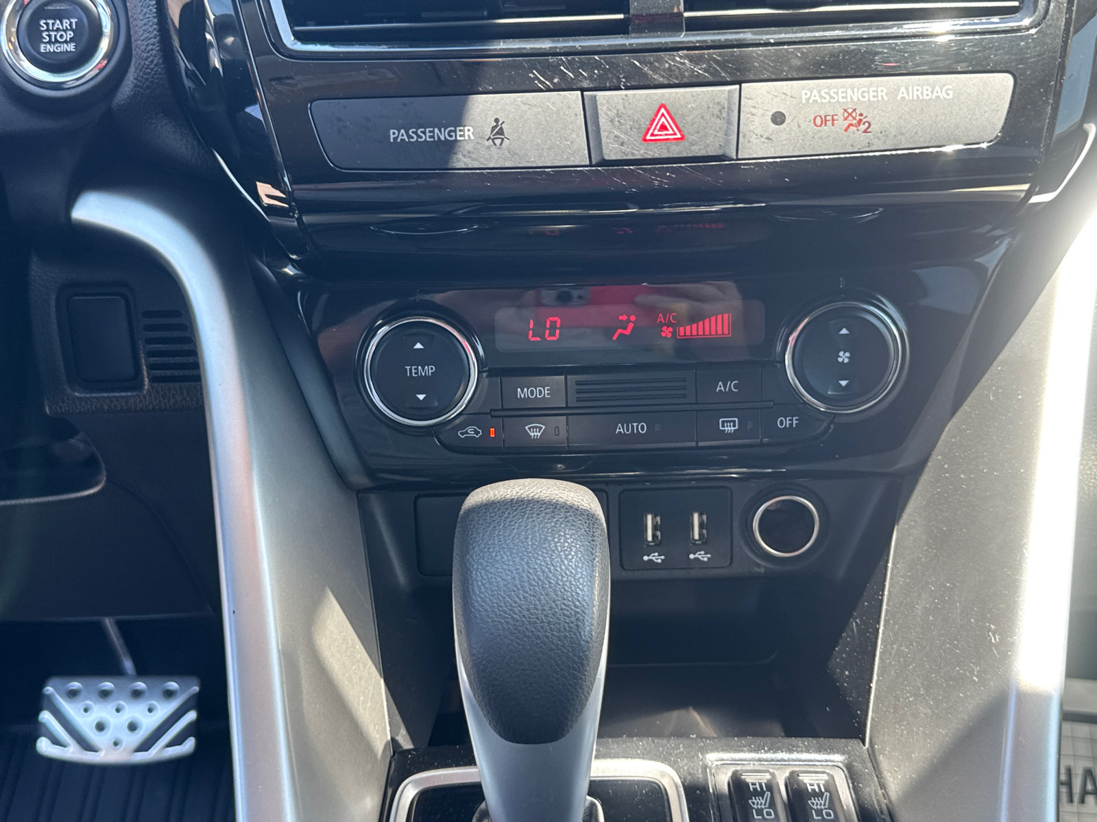 Used 2024 Mitsubishi Eclipse Cross AWD image 12