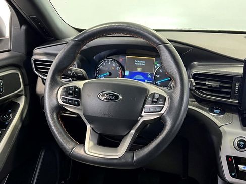 Used 2022 Ford Explorer Timberline image 18