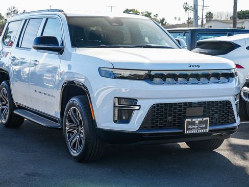 New 2026 Jeep Grand Wagoneer 4WD image 3