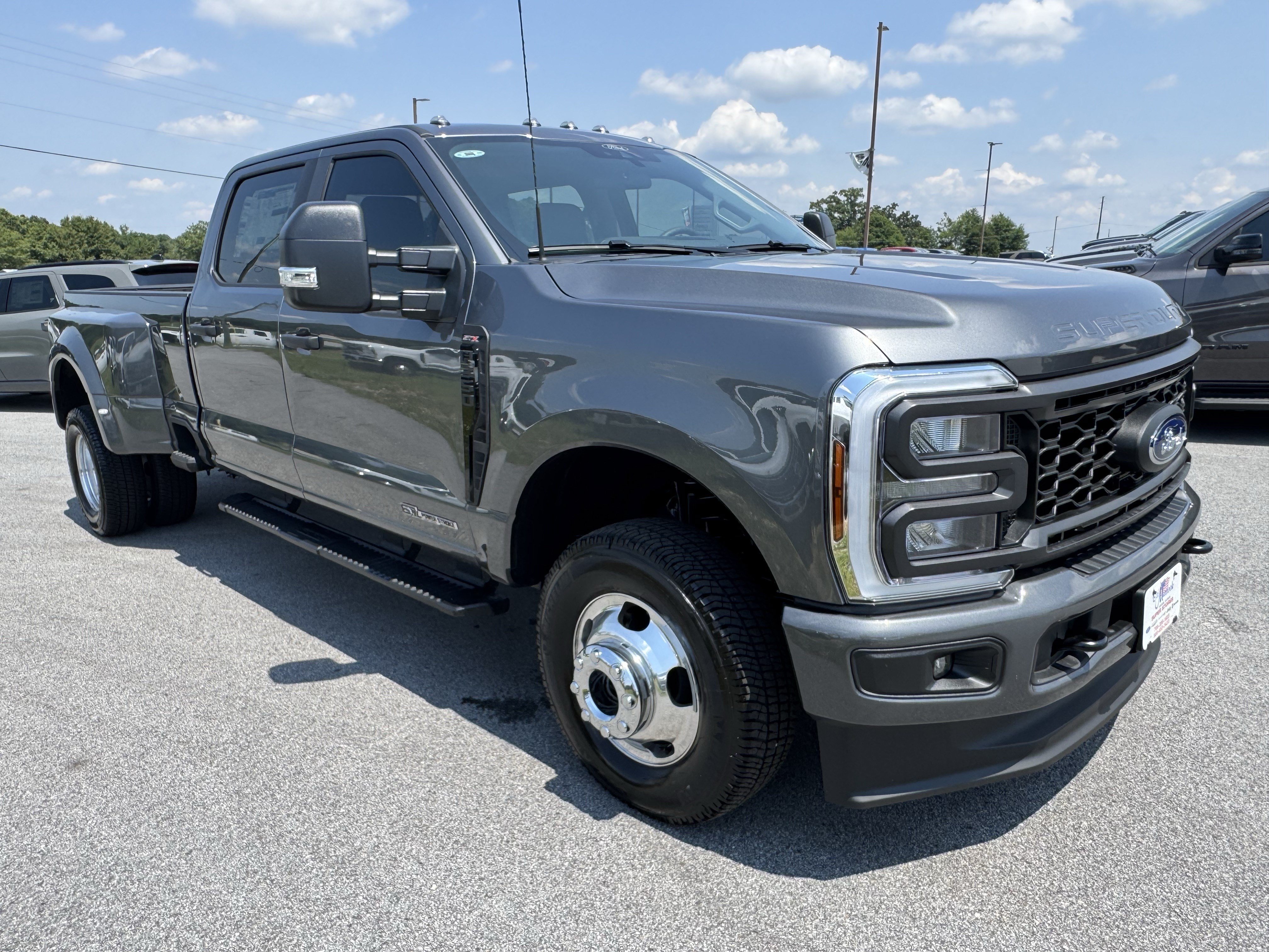 New 2026 Ford F350 XL w/ STX Appearance Package AWD/4WD image 4