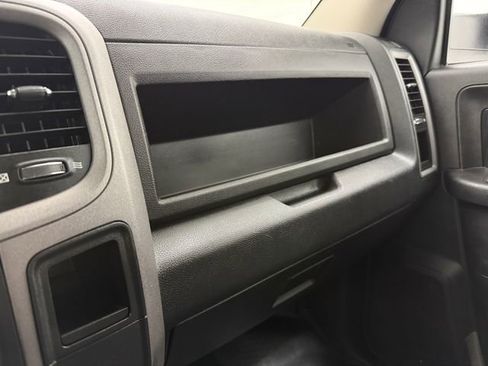 Used 2022 RAM 1500 Tradesman w/ Chrome Appearance Group AWD/4WD image 22