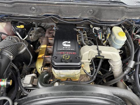 Used 2005 Dodge Ram 3500 Truck SLT image 29