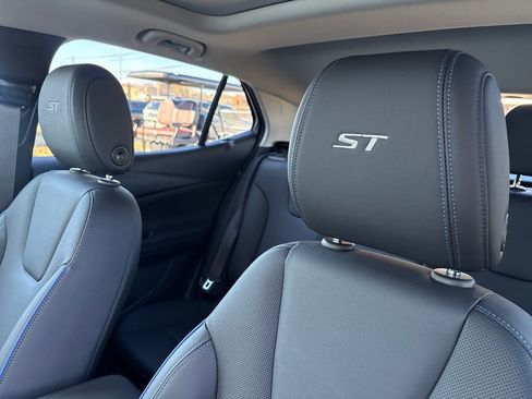 New 2026 Buick Encore GX Sport Touring w/ Advanced Technology Package image 17