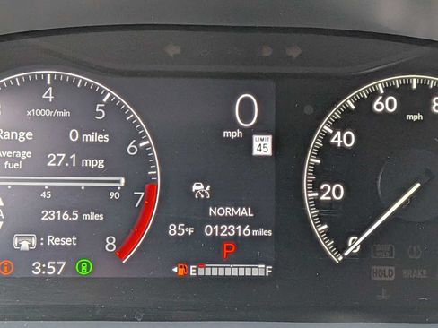 Certified 2025 Honda HR-V LX image 29