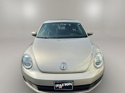 Used 2013 Volkswagen Beetle 2.5 FWD image 3