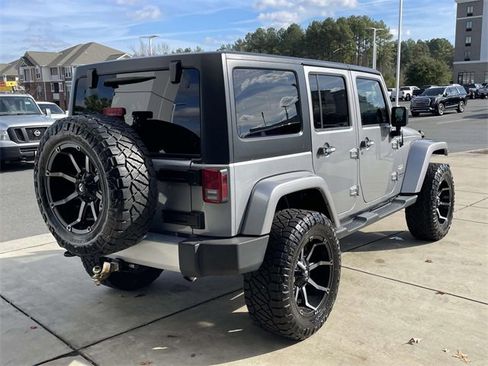 Used 2014 Jeep Wrangler Unlimited Sahara w/ Max Tow Package image 6