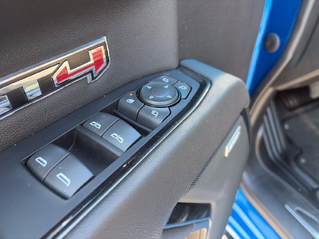 Used 2022 GMC Sierra 1500 AT4 w/ AT4 Preferred Package AWD/4WD image 12