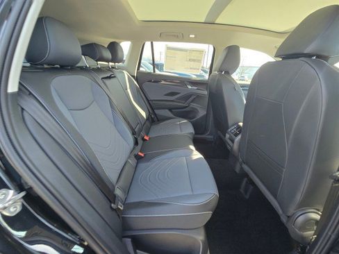 New 2026 Volkswagen Tiguan SE AWD/4WD image 15