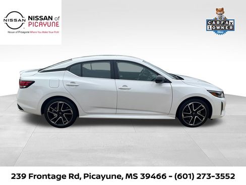 Certified 2025 Nissan Sentra SR image 7