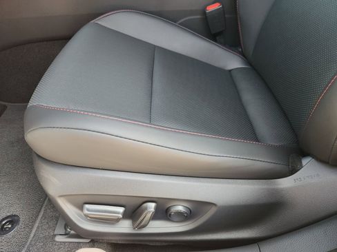 New 2026 Toyota Prius Plug-In Hybrid FWD image 19