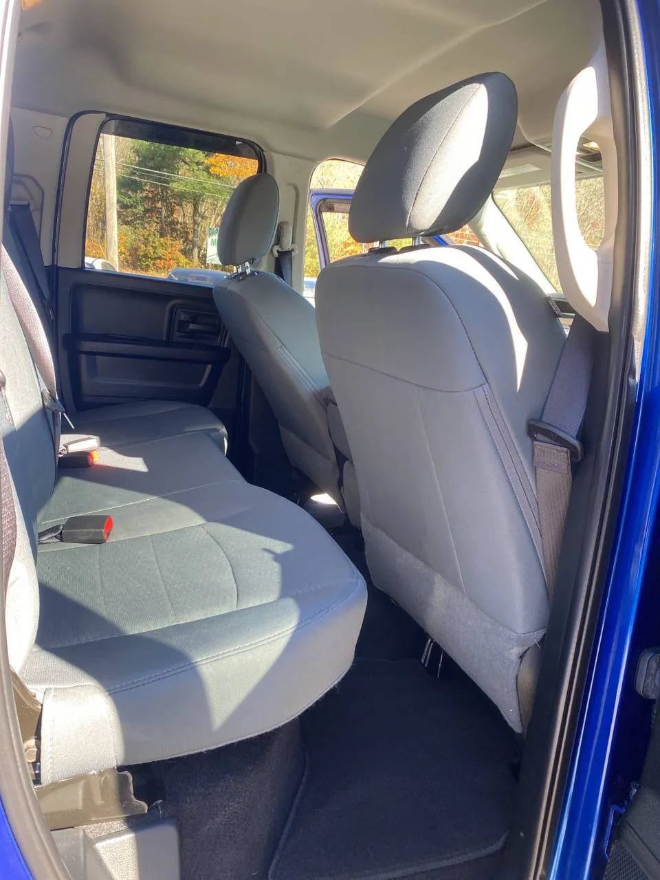 Used 2017 RAM 1500 Express w/ Express Value Package AWD/4WD image 22