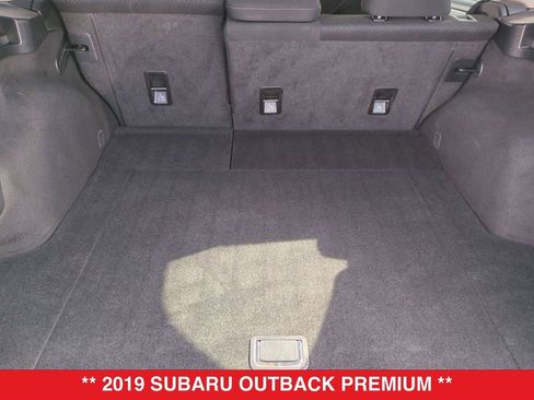 Used 2019 Subaru Outback 2.5i Premium image 36