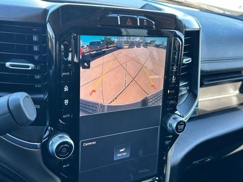 Used 2024 RAM 2500 Laramie image 10