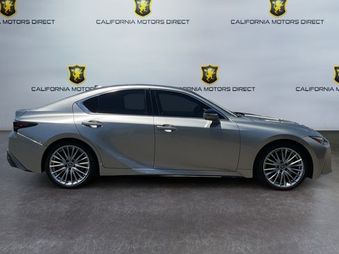 Used 2023 Lexus IS 300 w/ Premium Package RWD image 4