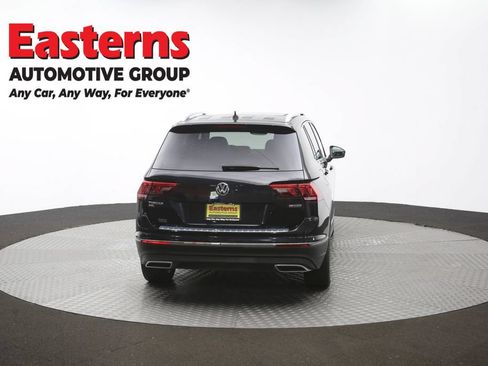 Used 2019 Volkswagen Tiguan SEL Premium AWD/4WD image 40