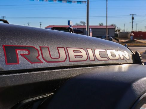 Used 2019 Jeep Wrangler Rubicon AWD/4WD image 10