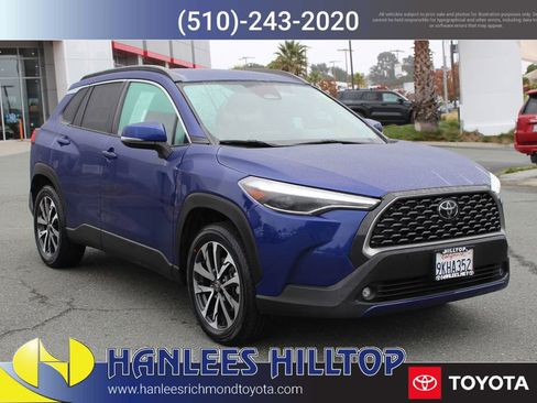 Used 2024 Toyota Corolla Cross XLE image 5