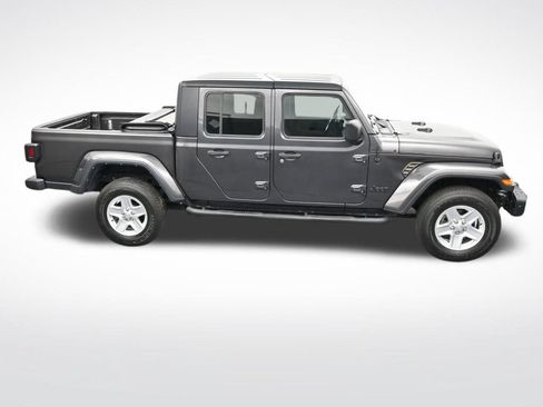 Used 2022 Jeep Gladiator Sport AWD/4WD image 23