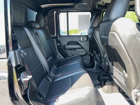 Used 2025 Jeep Gladiator Rubicon image 28