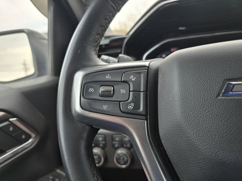 Used 2024 Chevrolet Silverado 1500 LT Trail Boss w/ Convenience Package II AWD/4WD image 16