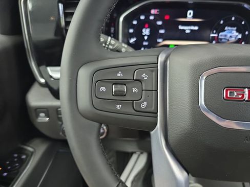 New 2026 GMC Sierra 1500 Elevation image 19
